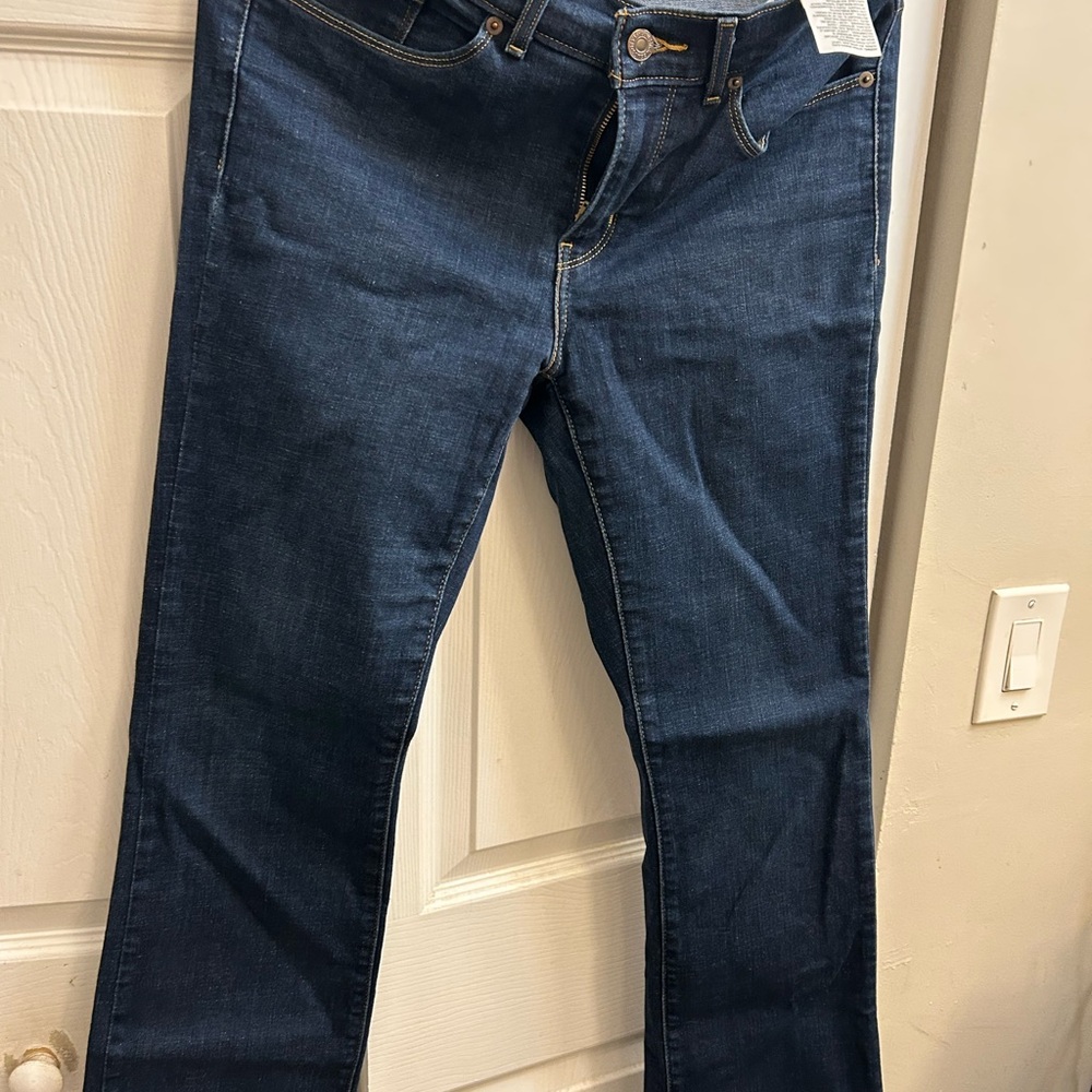 Six 6 dark women’s Levi’s